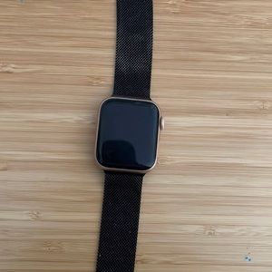 Series 5 Rose Gold Apple Watch